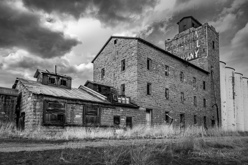 Harlowton_MT_Grain_Elevator